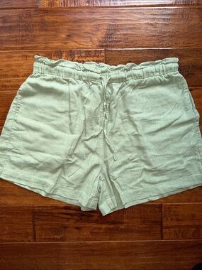 Able Clothing Jordan Easy Short 3.5 inseam, small, Desert Sage green